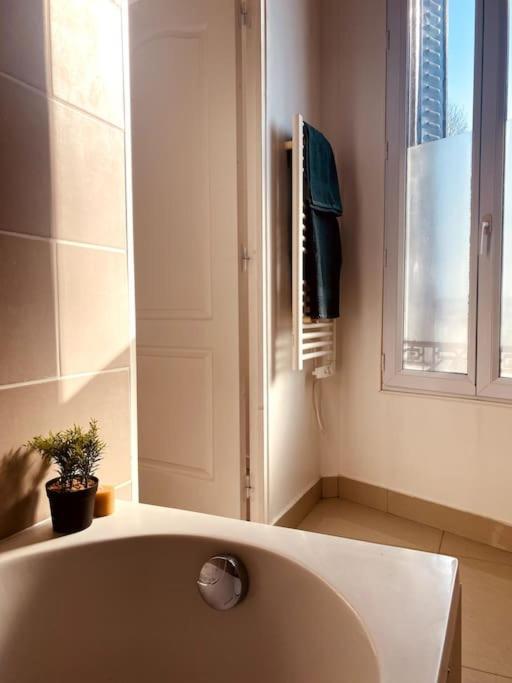 Appartement Proche Paris-Calme-Wifi-Netflix à Villejuif Extérieur photo