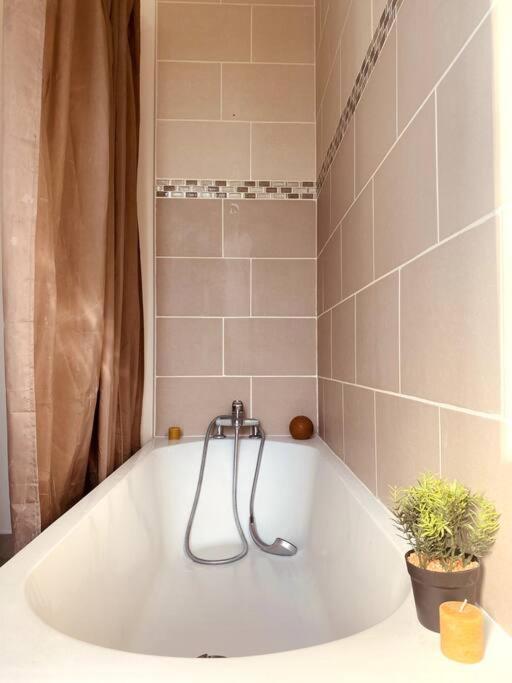 Appartement Proche Paris-Calme-Wifi-Netflix à Villejuif Extérieur photo