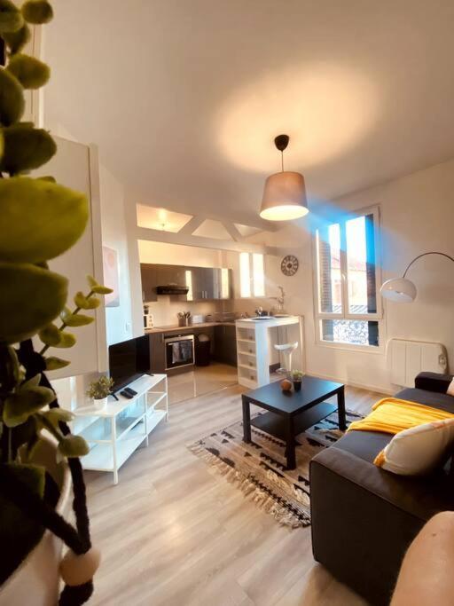Appartement Proche Paris-Calme-Wifi-Netflix à Villejuif Extérieur photo
