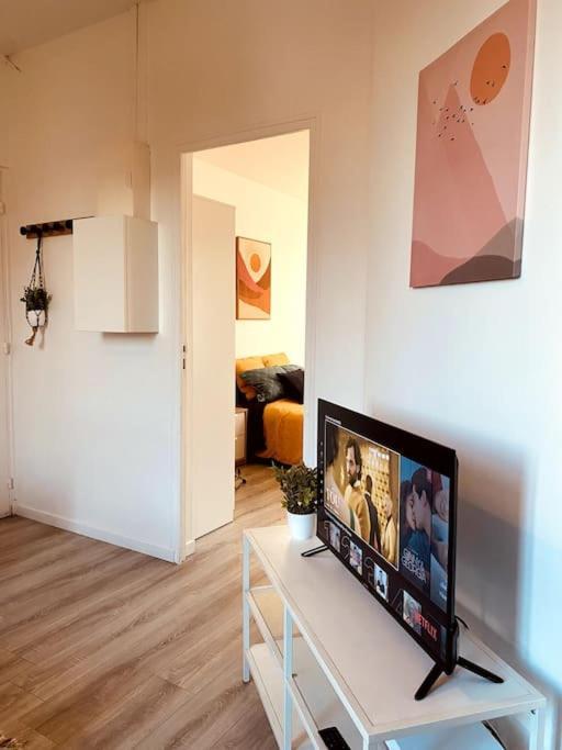 Appartement Proche Paris-Calme-Wifi-Netflix à Villejuif Extérieur photo