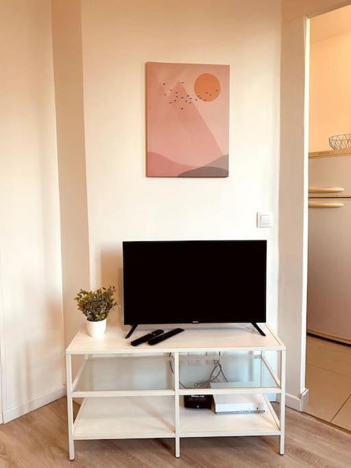 Appartement Proche Paris-Calme-Wifi-Netflix à Villejuif Extérieur photo